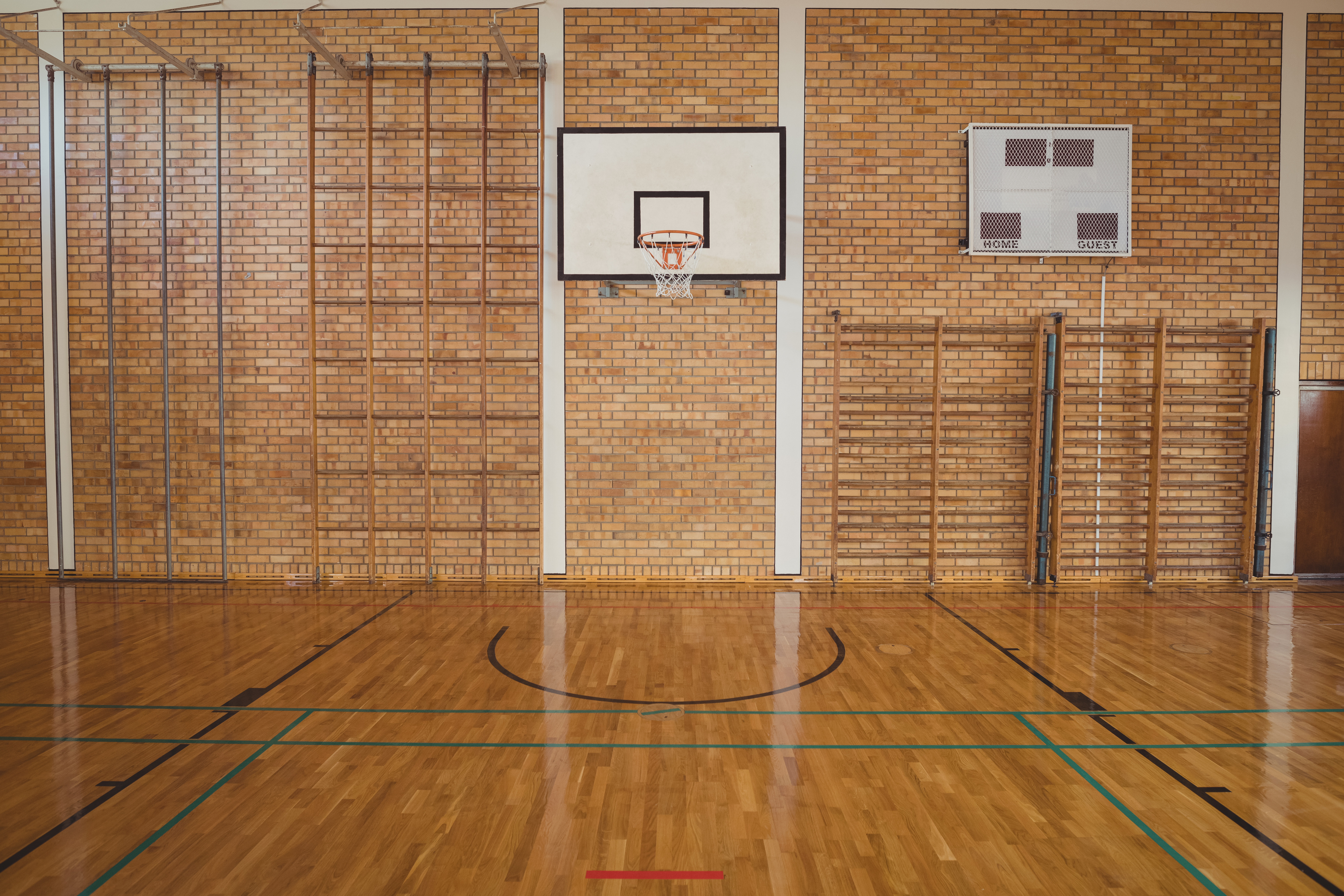 Empty basketball court 2023 11 27 05 16 39 utc
